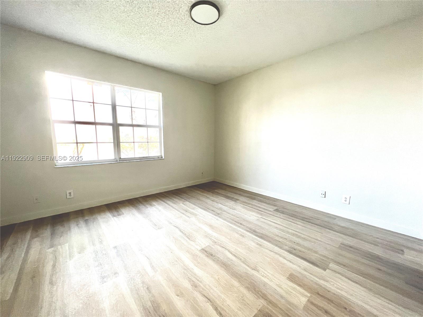 SECTORS 3 & 4 BOUNDARY PL - Residential Lease