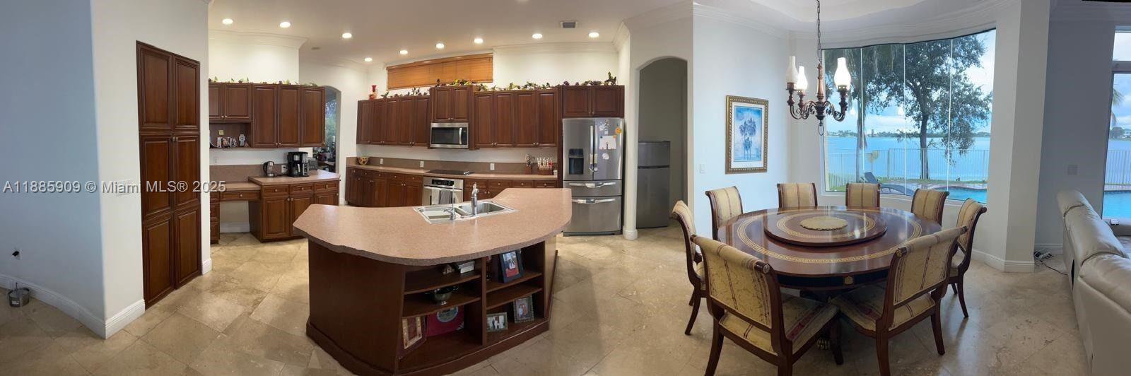LIDO ISLES - Residential Lease