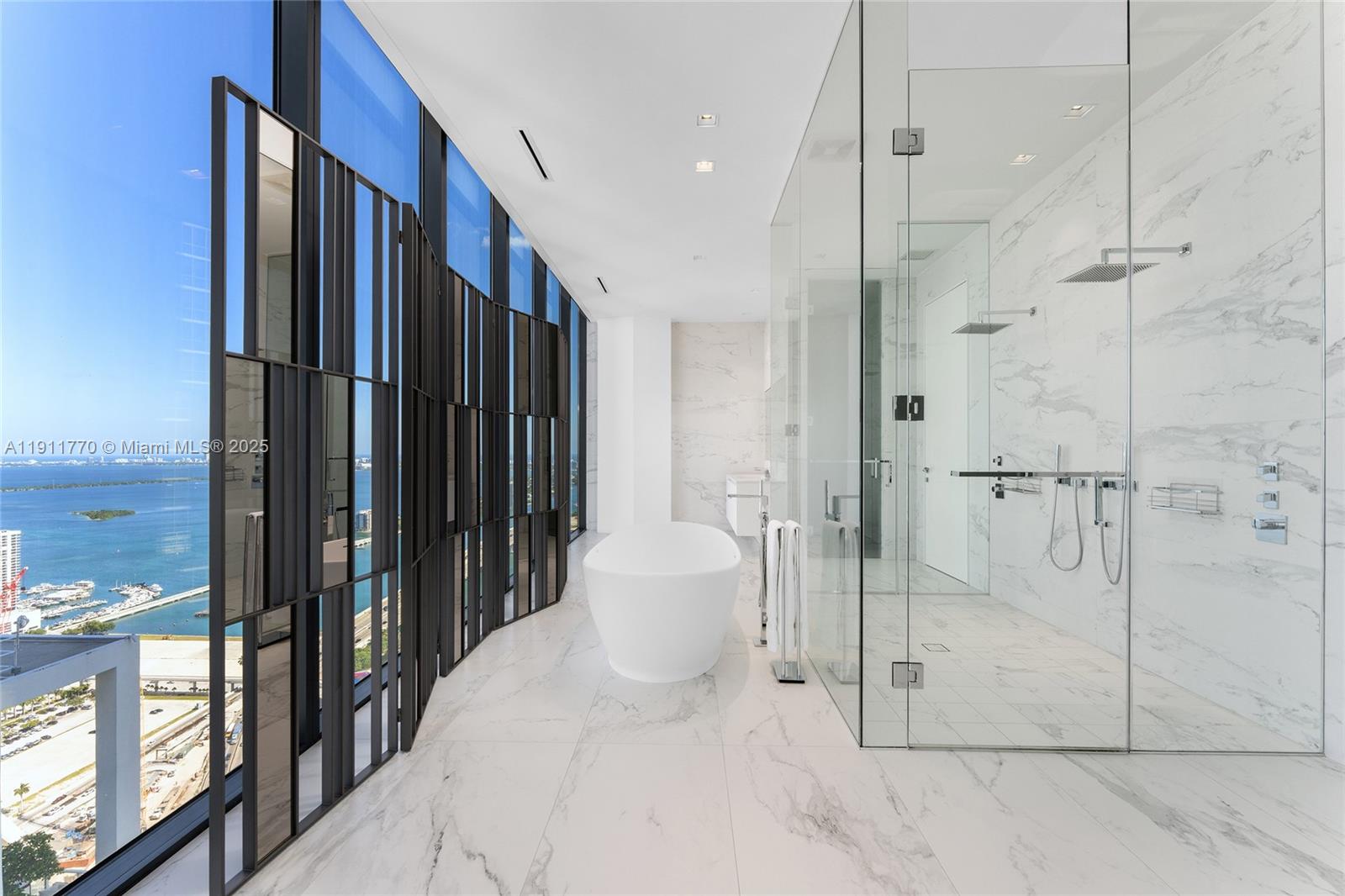 ONE THOUSAND MUSEUM CONDO - Residential