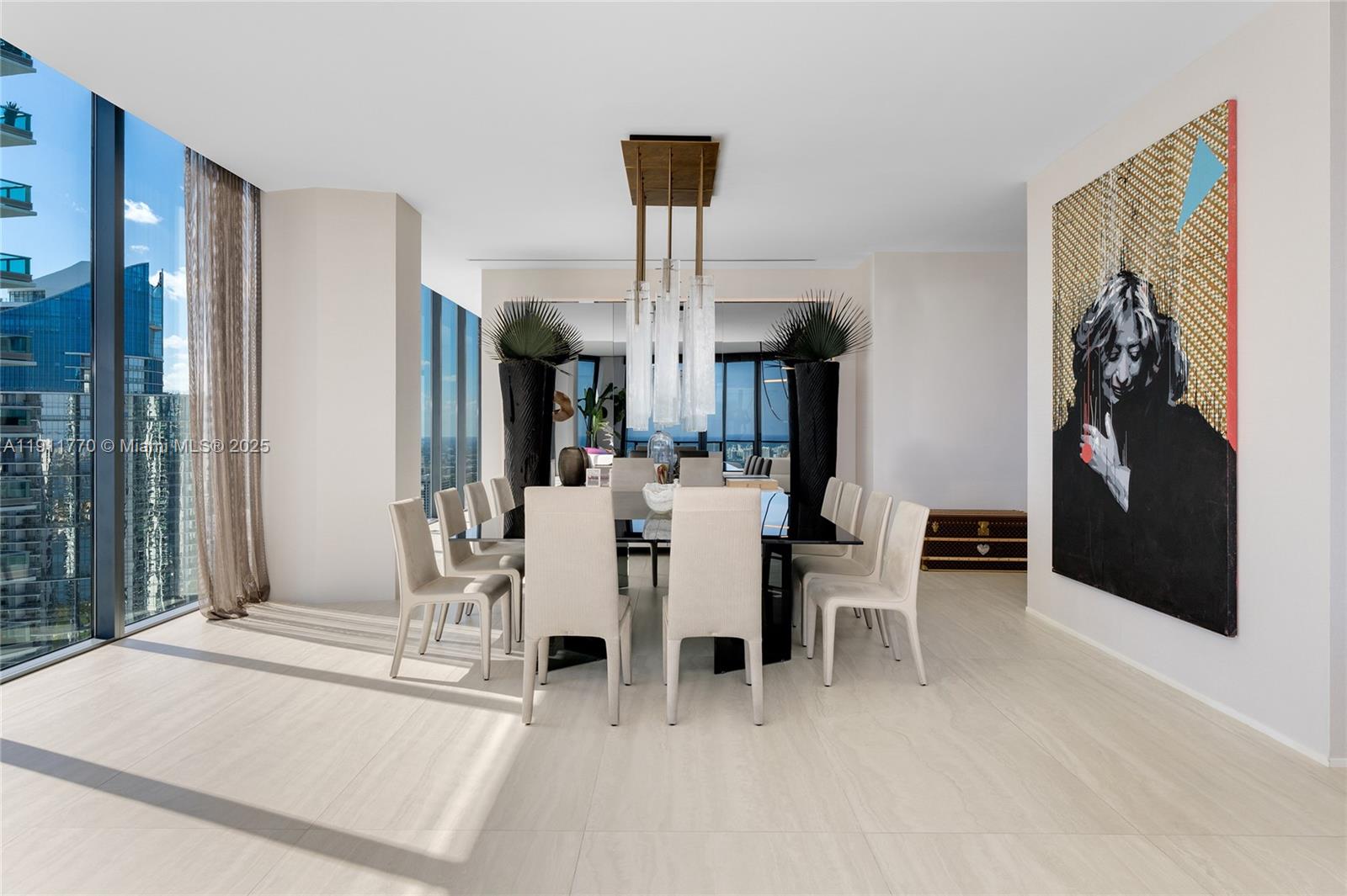 ONE THOUSAND MUSEUM CONDO - Residential