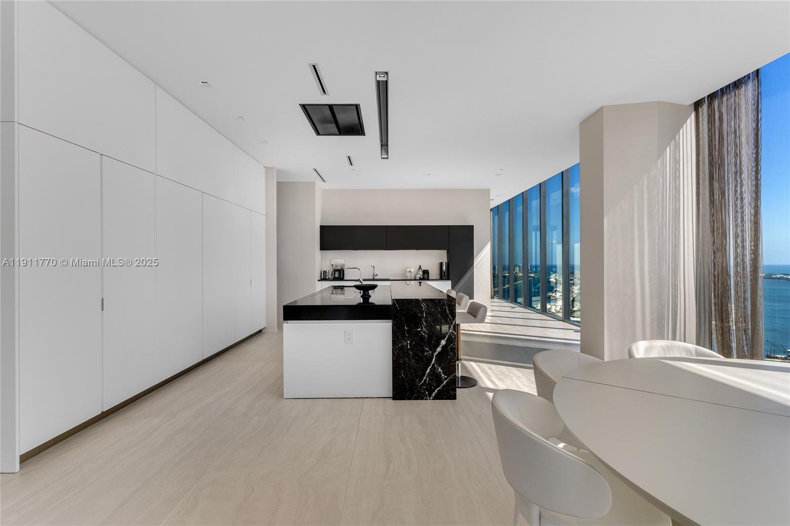 ONE THOUSAND MUSEUM CONDO - Residential