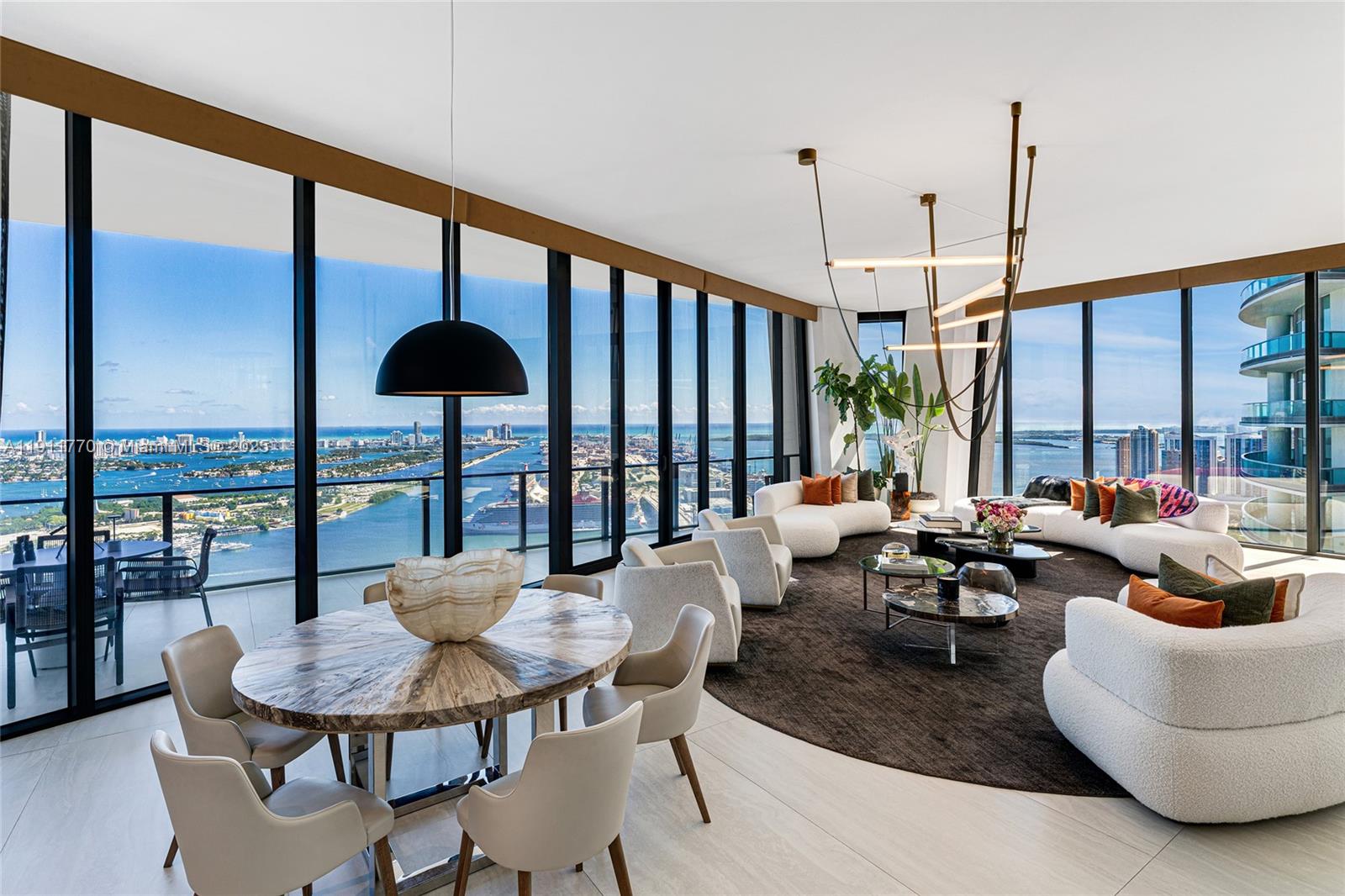 ONE THOUSAND MUSEUM CONDO - Residential