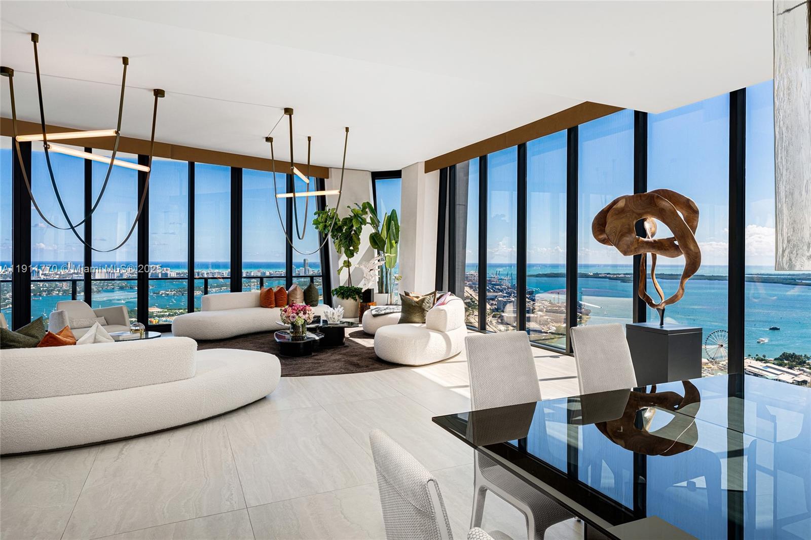 ONE THOUSAND MUSEUM CONDO - Residential