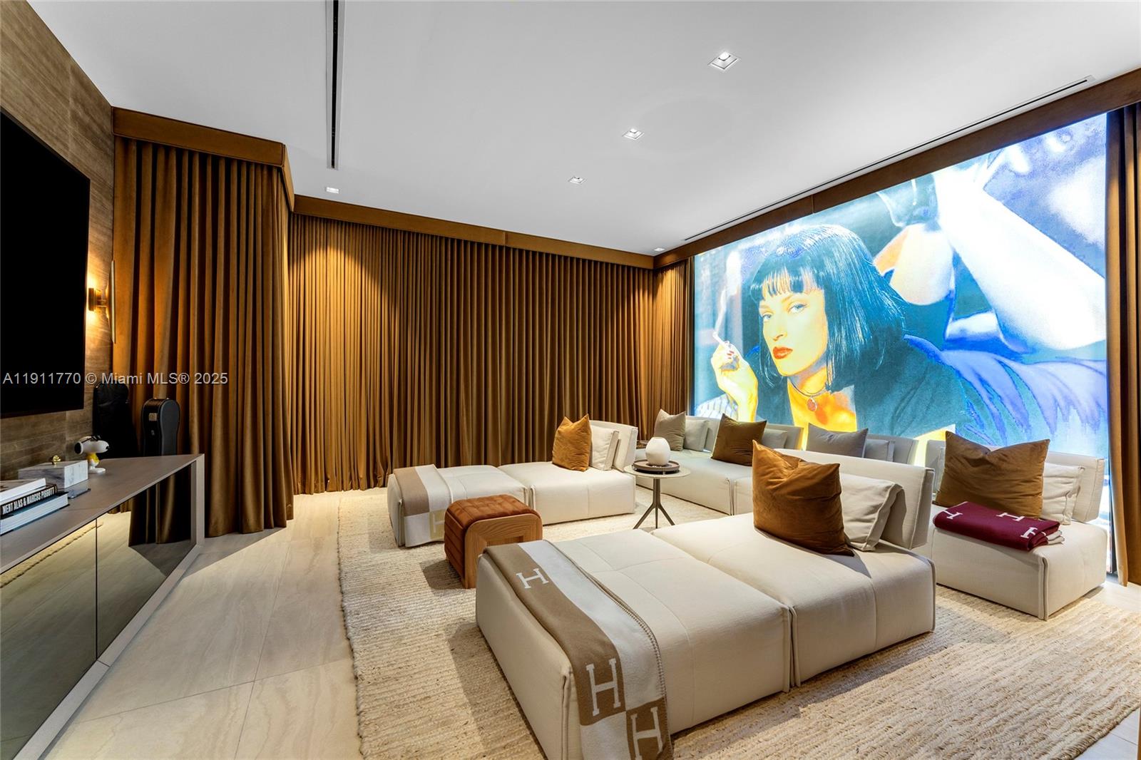 ONE THOUSAND MUSEUM CONDO - Residential