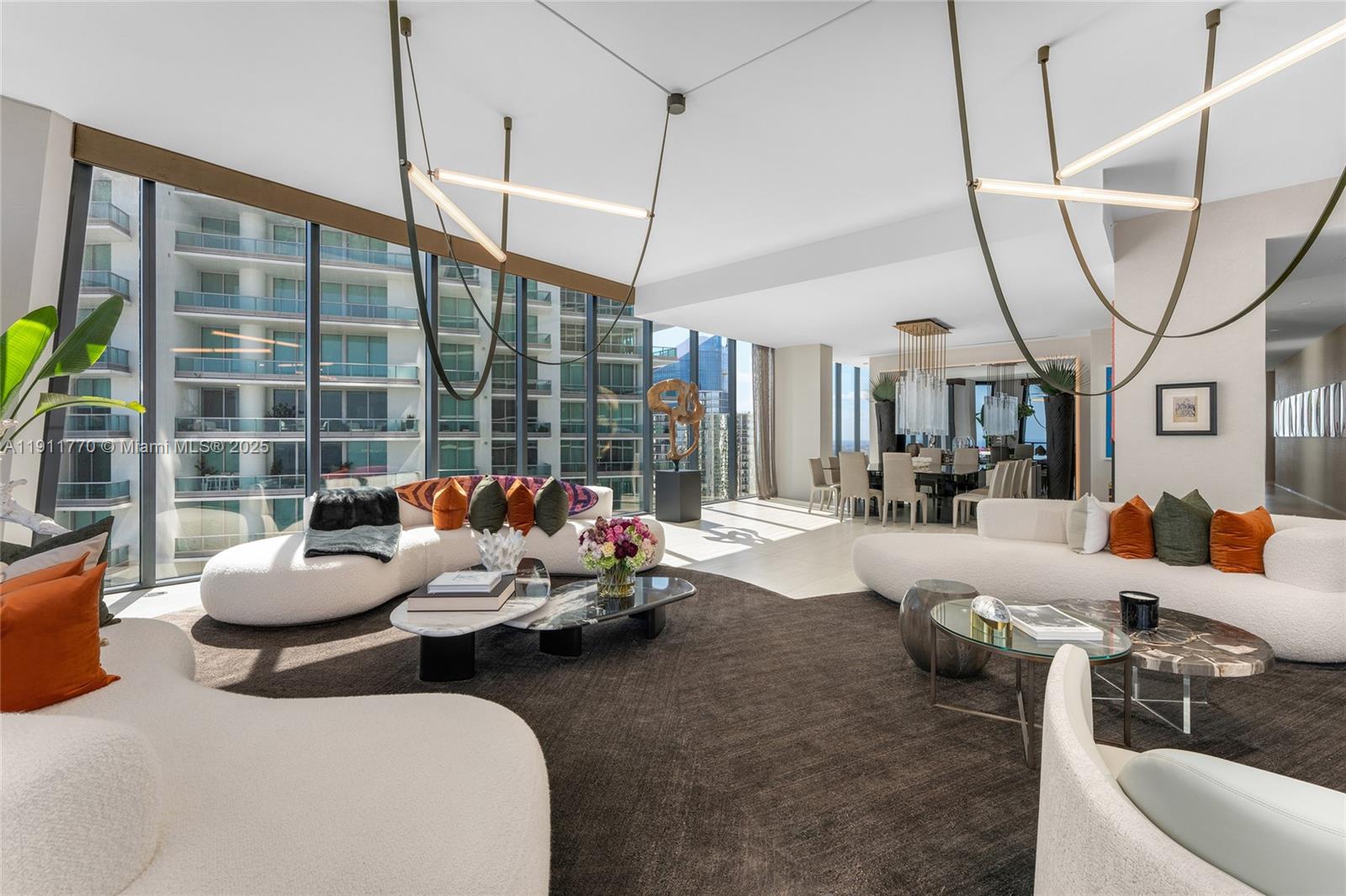 ONE THOUSAND MUSEUM CONDO - Residential