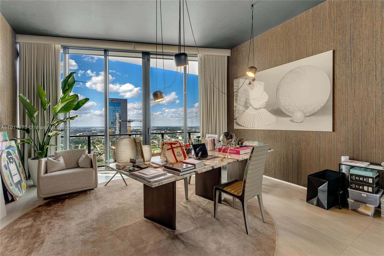 ONE THOUSAND MUSEUM CONDO - Residential