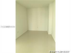 ICON BAY CONDO - Residential Lease