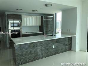 ICON BAY CONDO - Residential Lease