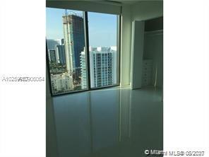 ICON BAY CONDO - Residential Lease