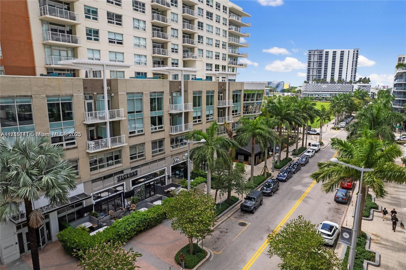 MIDBLOCK MIAMI CONDO - Residential Lease