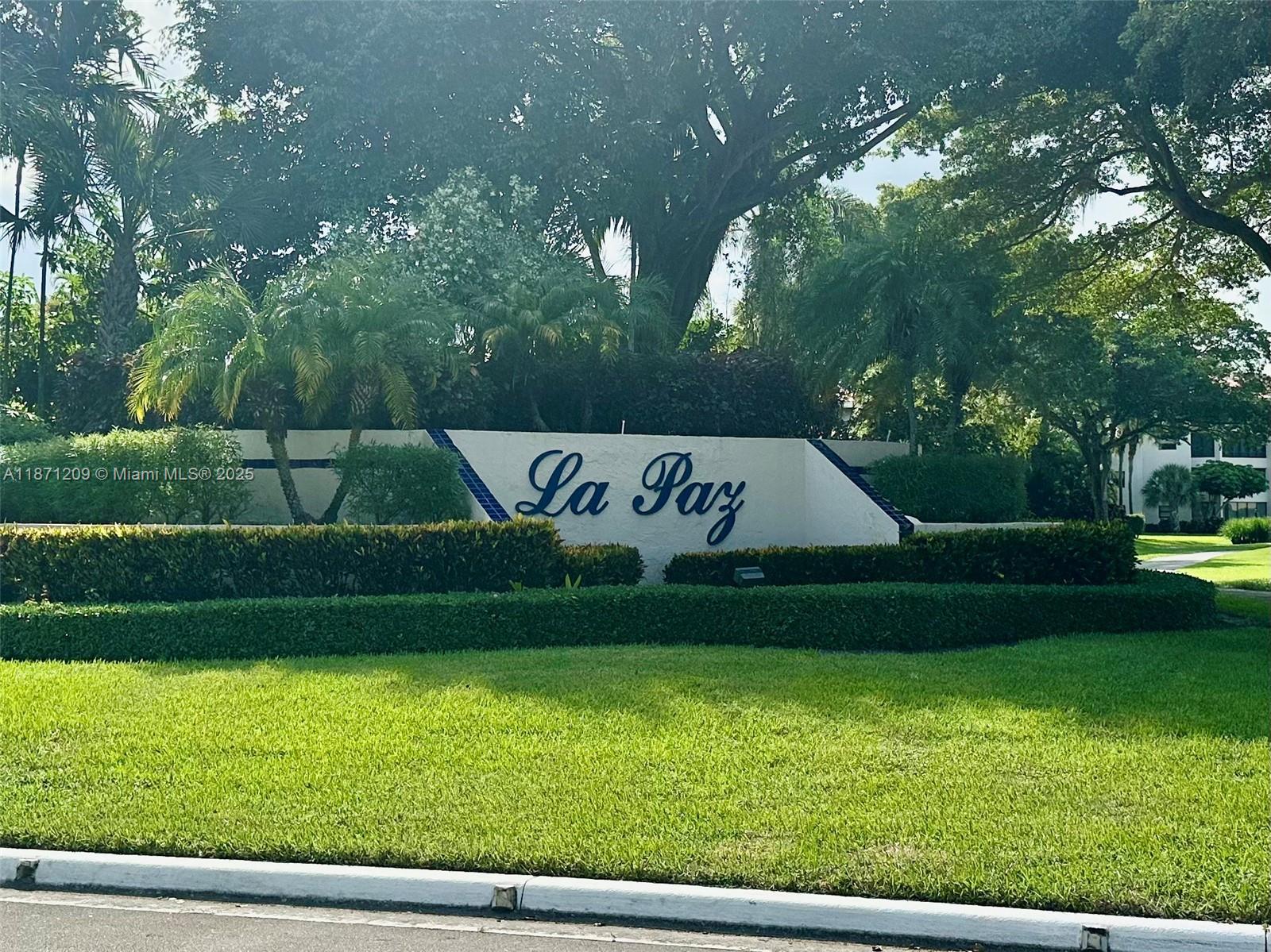 Beautifully updated 2-bed, 2-bath condo in the desirable Boca Pointe community. Features include wood cabinets, stainless steel appliances, granite countertops, new ac, and a covered parking space. Furniture is negotiable. La Paz subdivision enjoys access to two pools, tenis and pickle ball courts.
Enjoy lush surroundings next to a world-class golf course—club membership is optional. The community offers excellent amenities and a peaceful atmosphere.
Prime location between I-95 and the Turnpike, close to beaches, top-rated schools, Boca Town Center, and great dining.