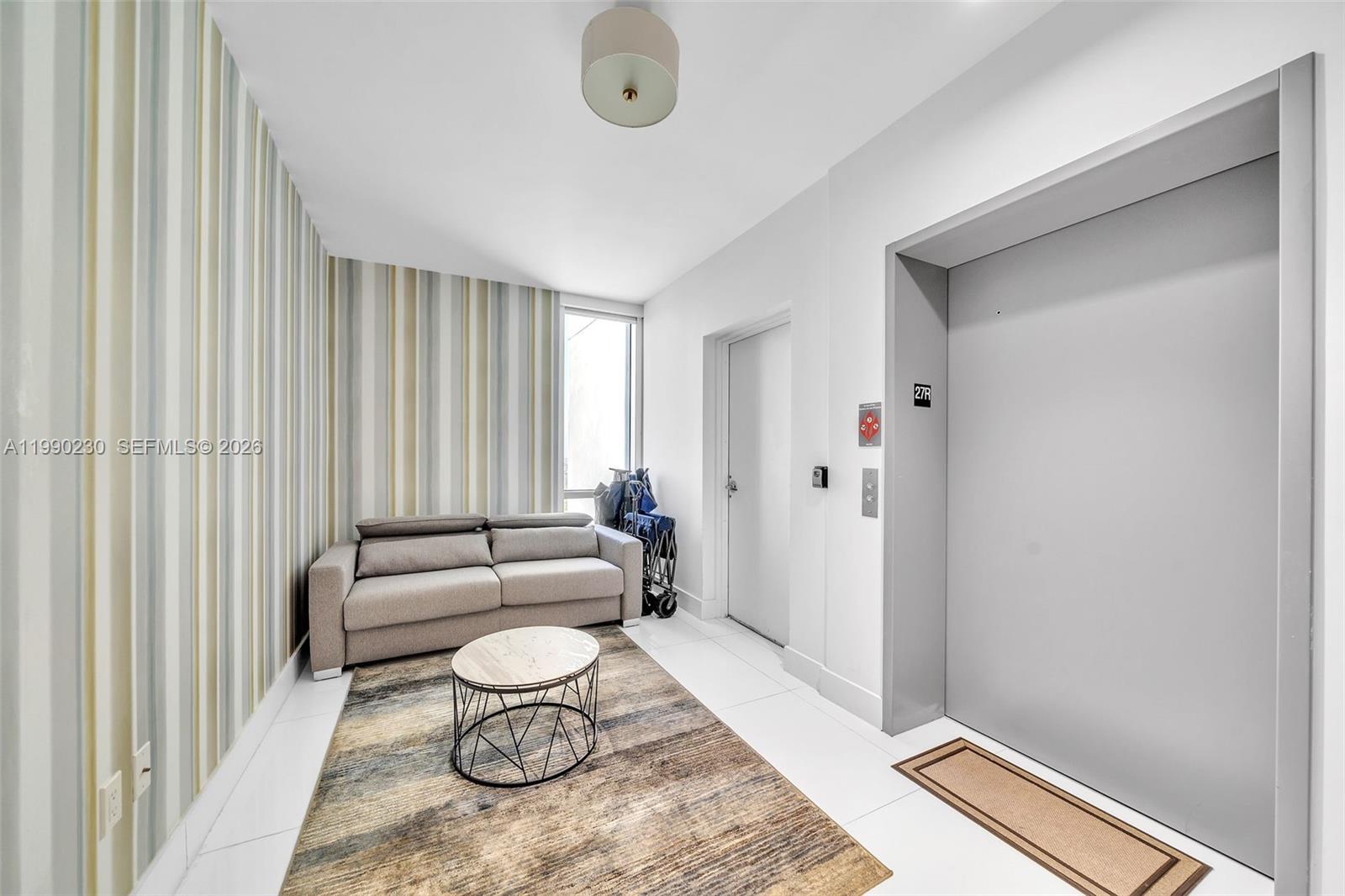 THE HARBOUR NORTH CONDO - Residential