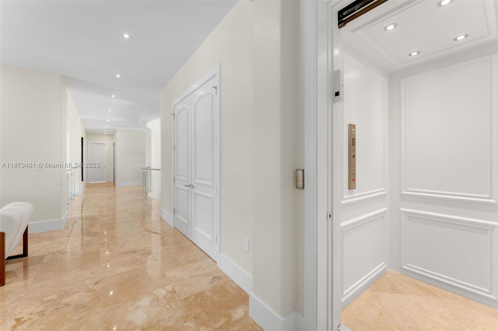 HELMS COUNTRY ESTATES ADD - Residential