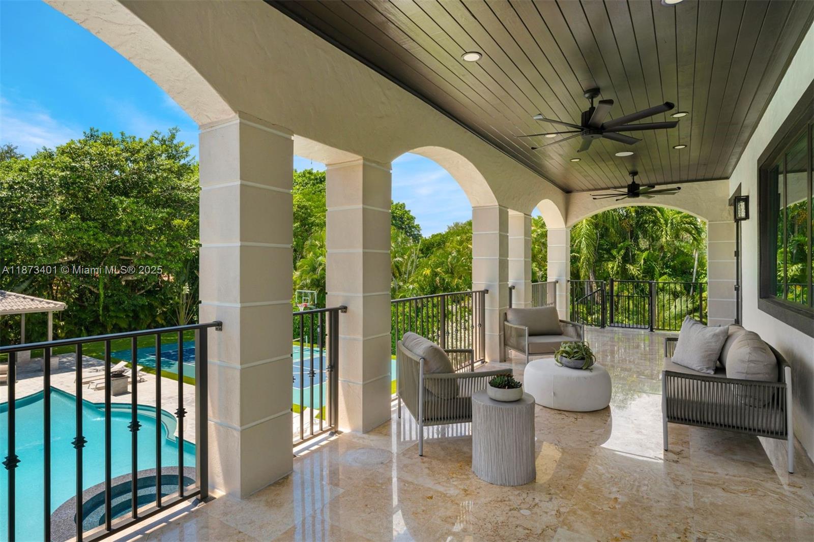 HELMS COUNTRY ESTATES ADD - Residential