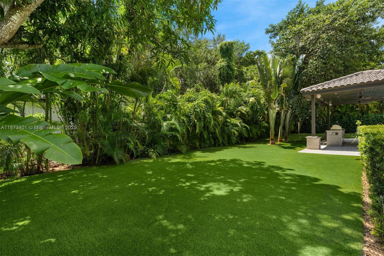 HELMS COUNTRY ESTATES ADD - Residential