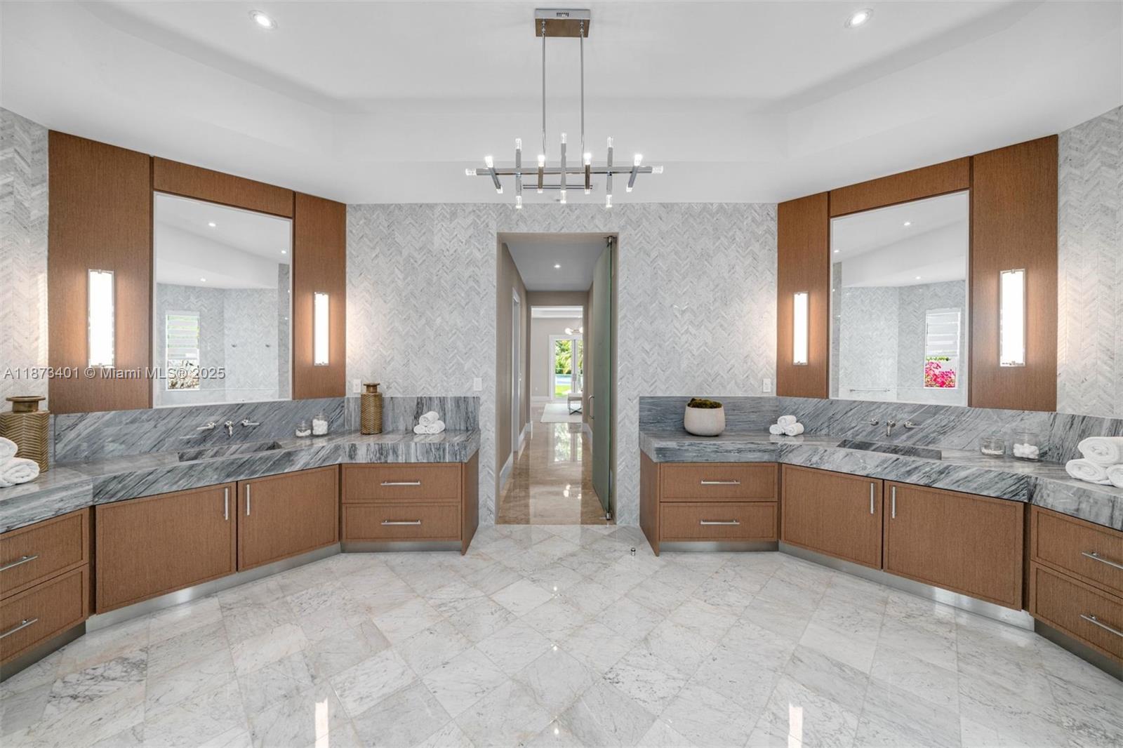 HELMS COUNTRY ESTATES ADD - Residential