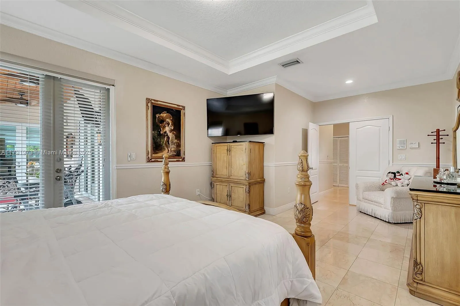 Miami, Florida 33175, United States, 4 Bedrooms Bedrooms, ,3 BathroomsBathrooms,Residential,Active,118006