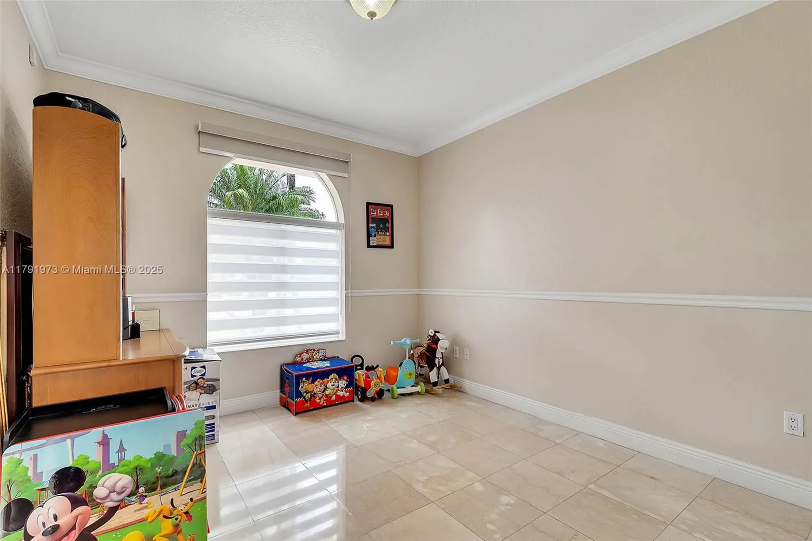 Miami, Florida 33175, United States, 4 Bedrooms Bedrooms, ,3 BathroomsBathrooms,Residential,Active,118006