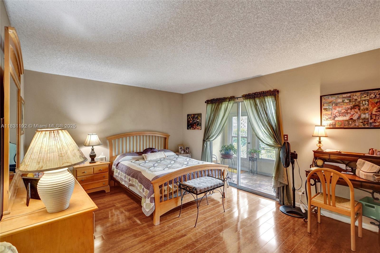 ELEUTHERA VILLAGE E CONDO - Residential