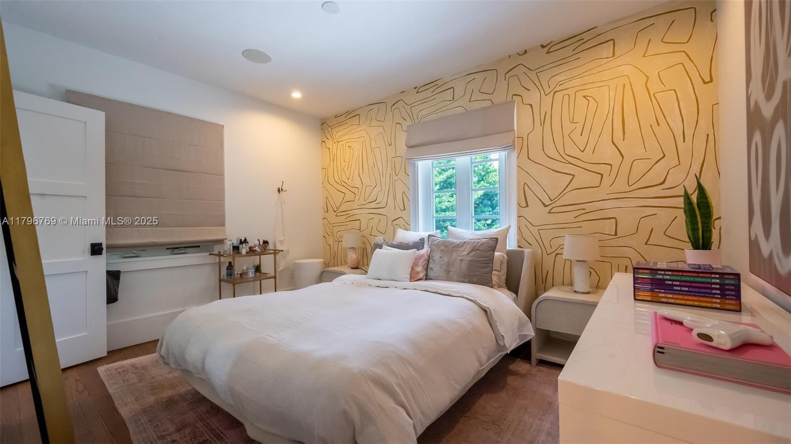 BAYSHORE UNIT NO 3 - Residential