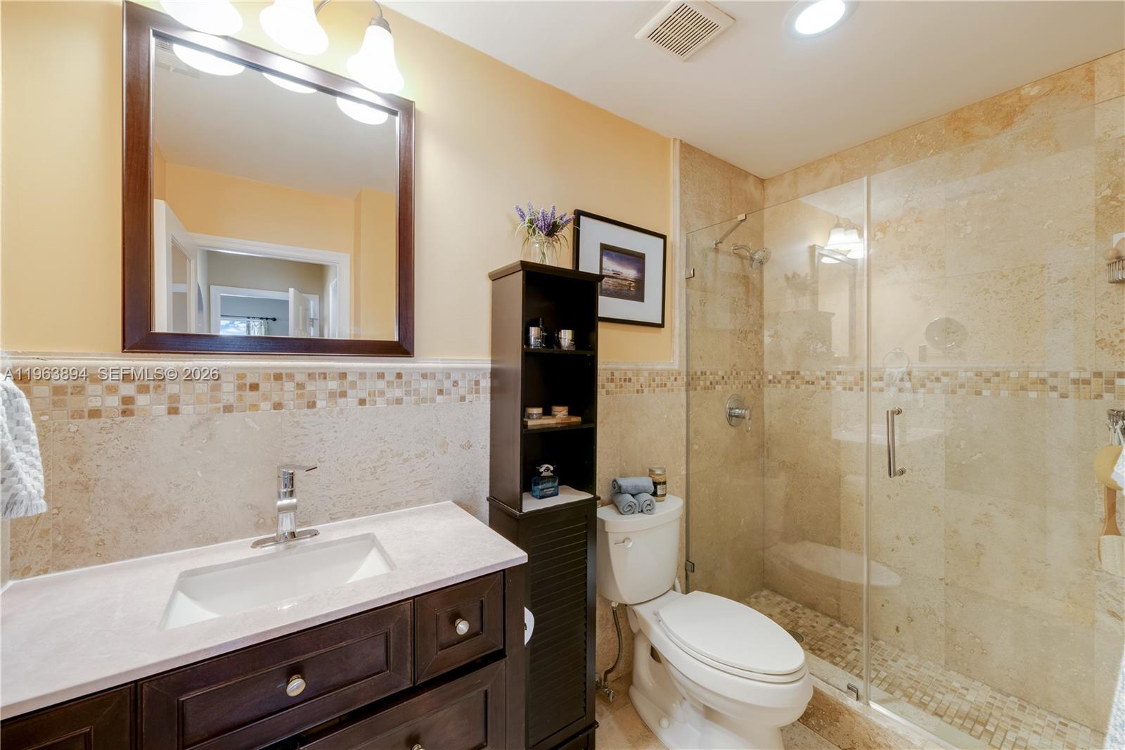 H R PEACOCKS SUB PENT HOM - Residential