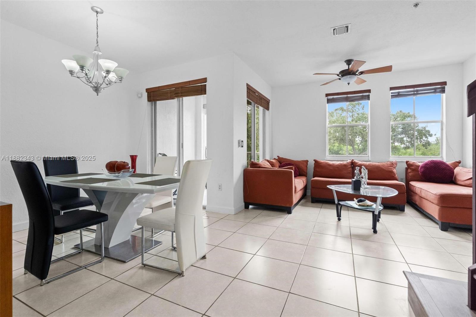 COURTYARDS FOUR CONDO - Residential