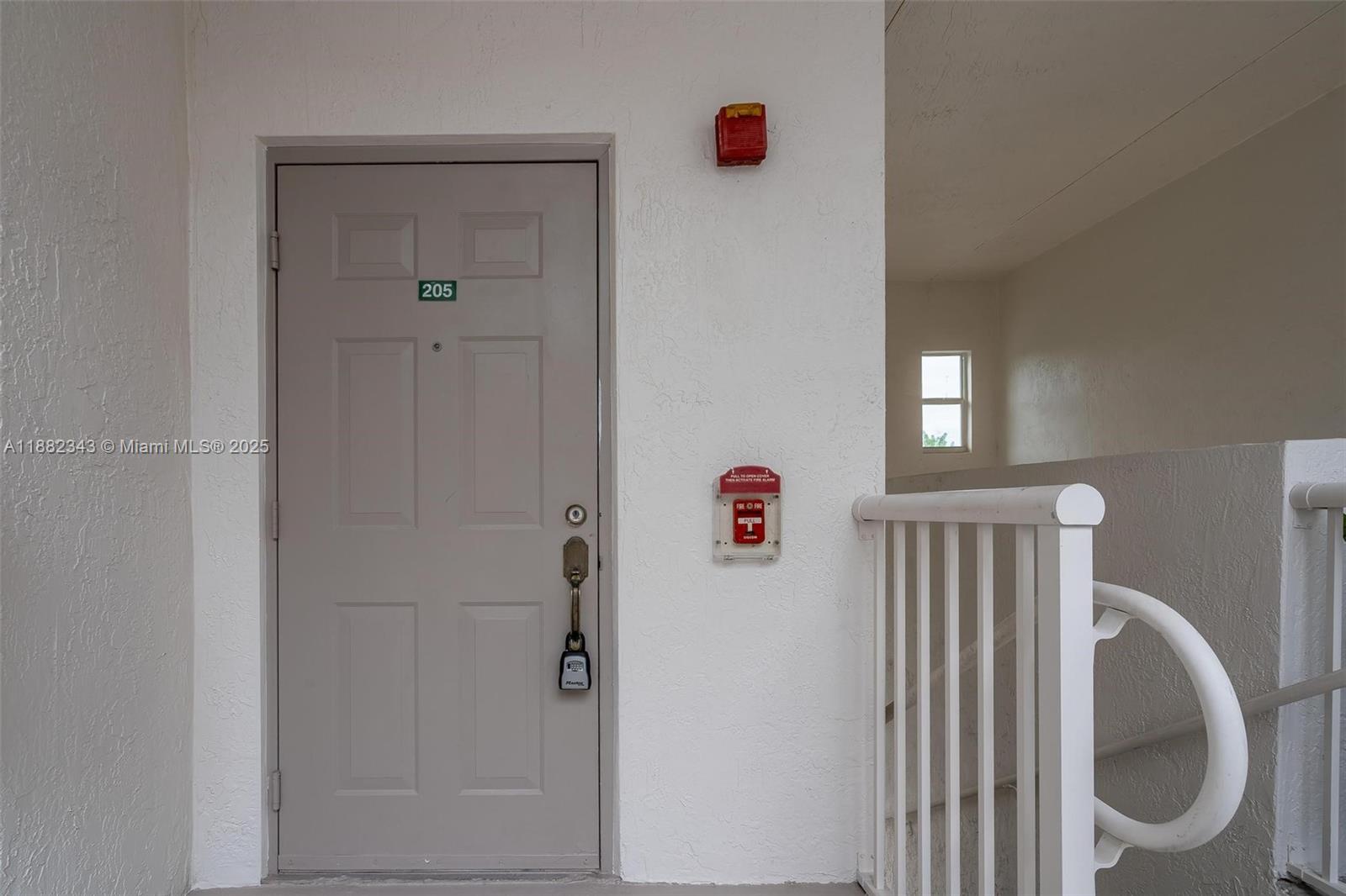 COURTYARDS FOUR CONDO - Residential