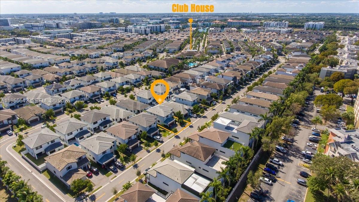 DOWNTOWN DORAL SOUTH PHAS - Residential