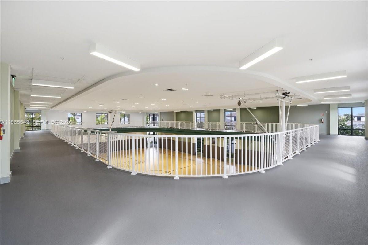 DOWNTOWN DORAL SOUTH PHAS - Residential