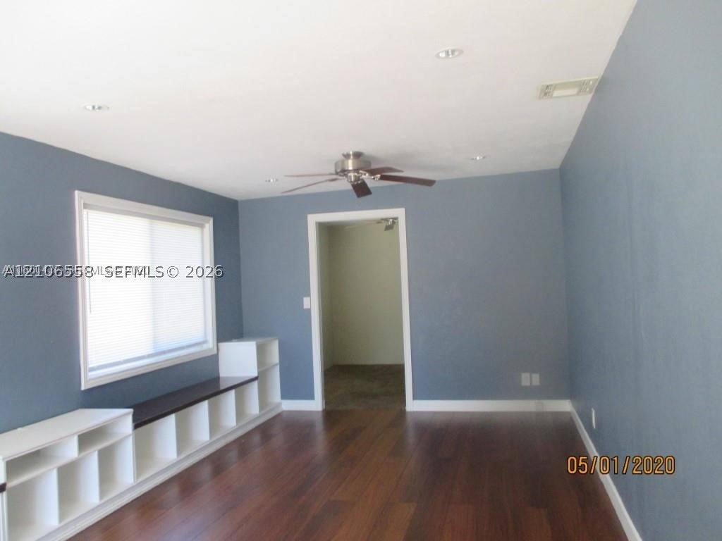 4169 SW 50th St