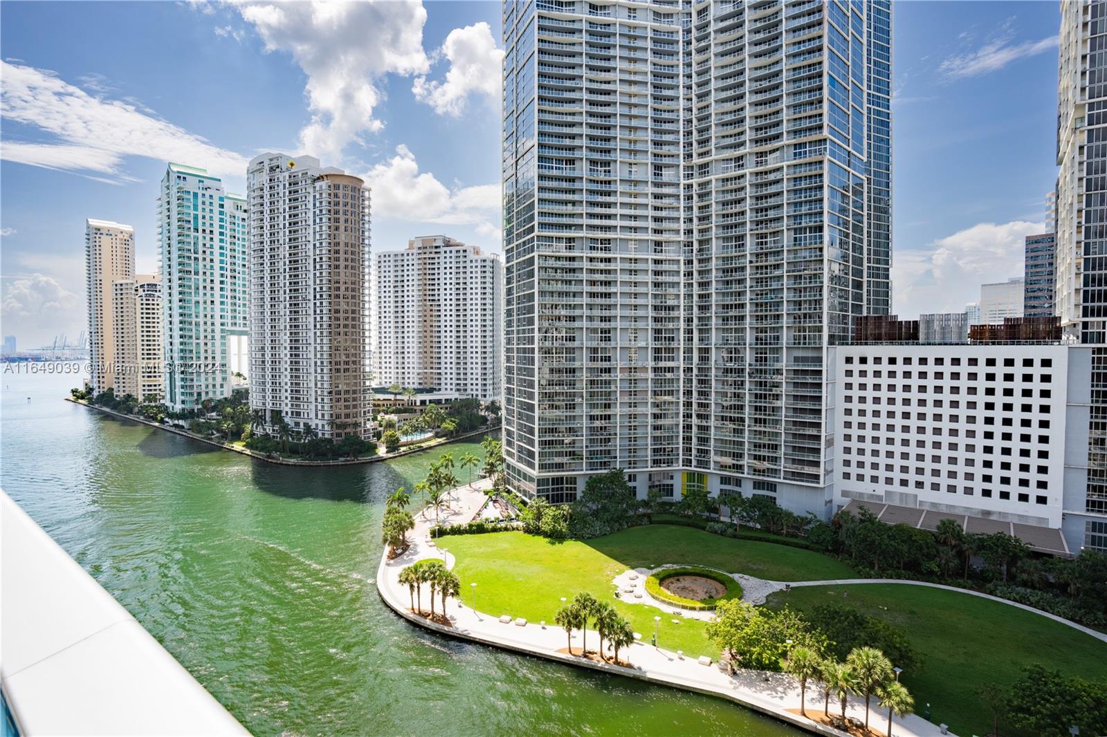 200 Biscayne Boulevard Way 1407