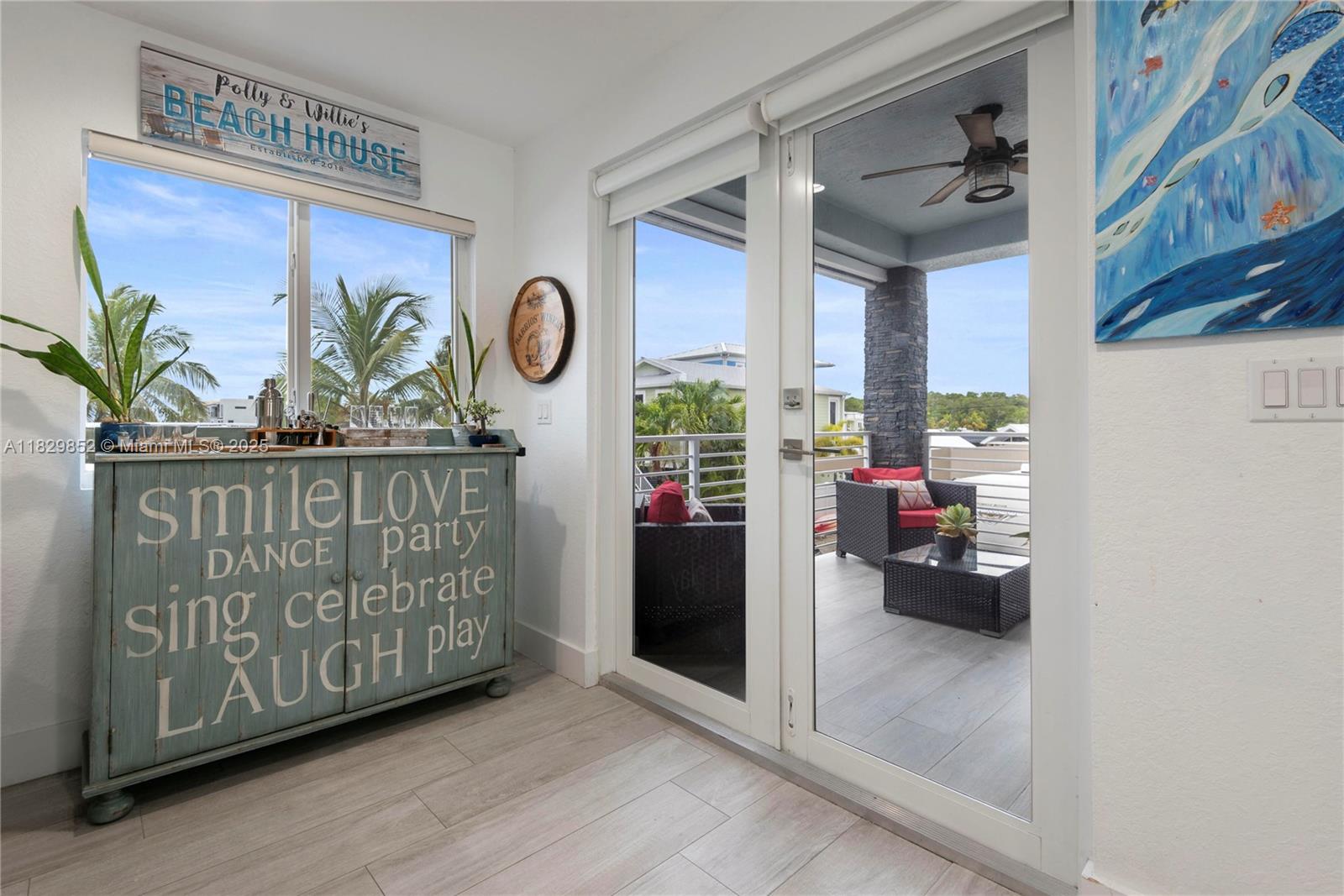 325 Calusa St 96