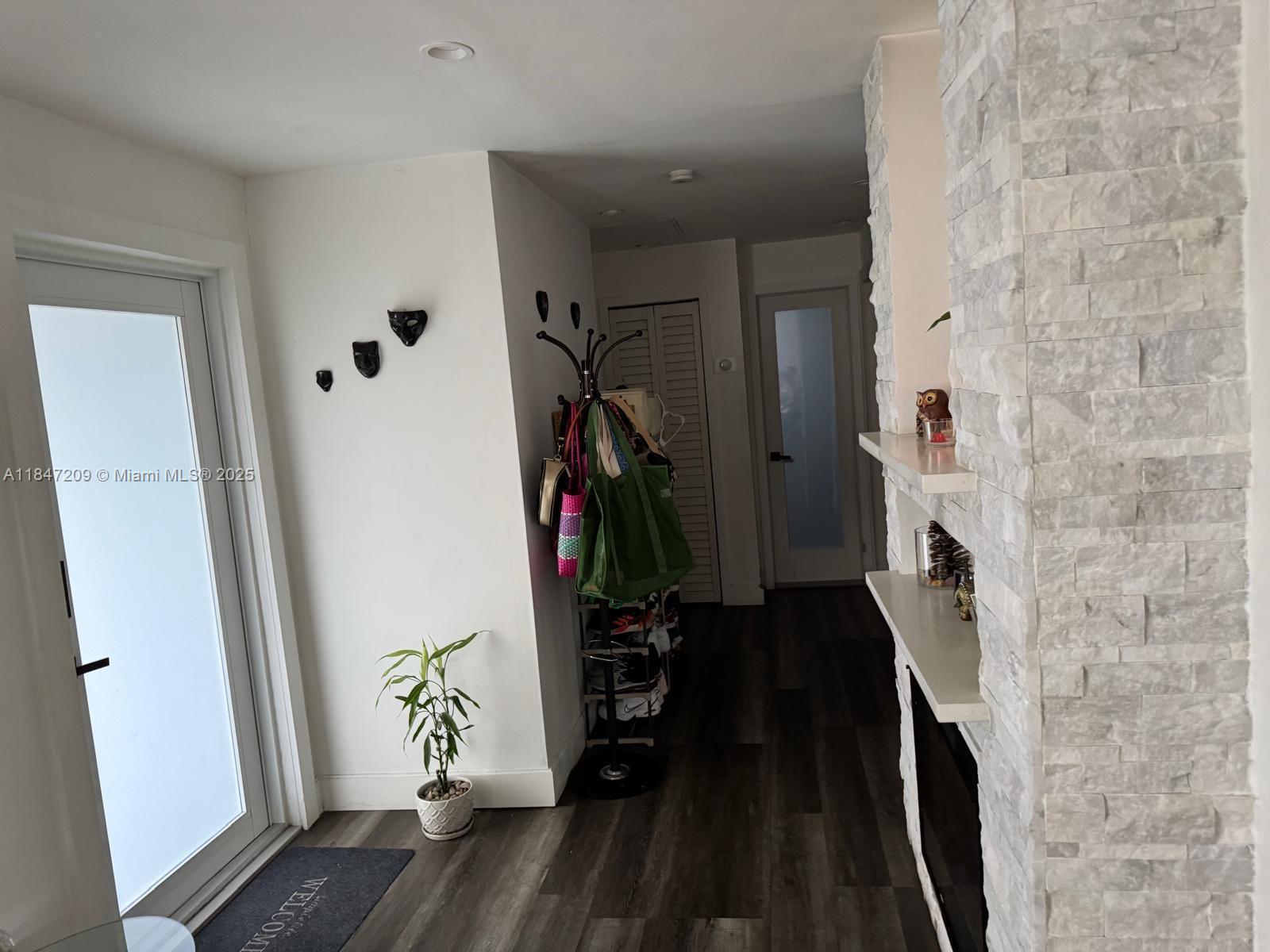 2330 W 6th Ct, Hialeah, FL, 33010/$725,000 3 2330 W 6th Ct