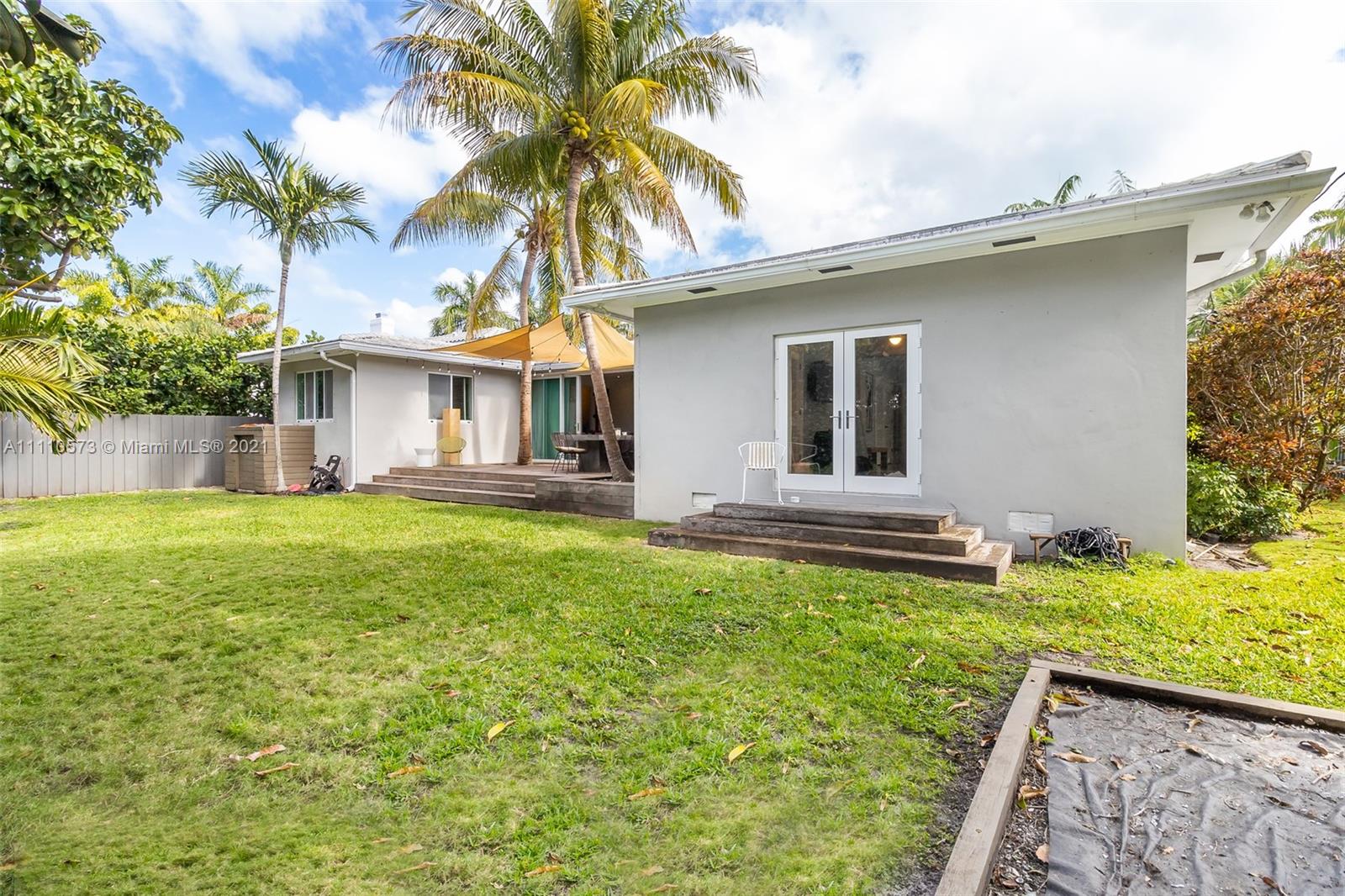 FLAMINGO TERRACE EXTENSIO - Residential