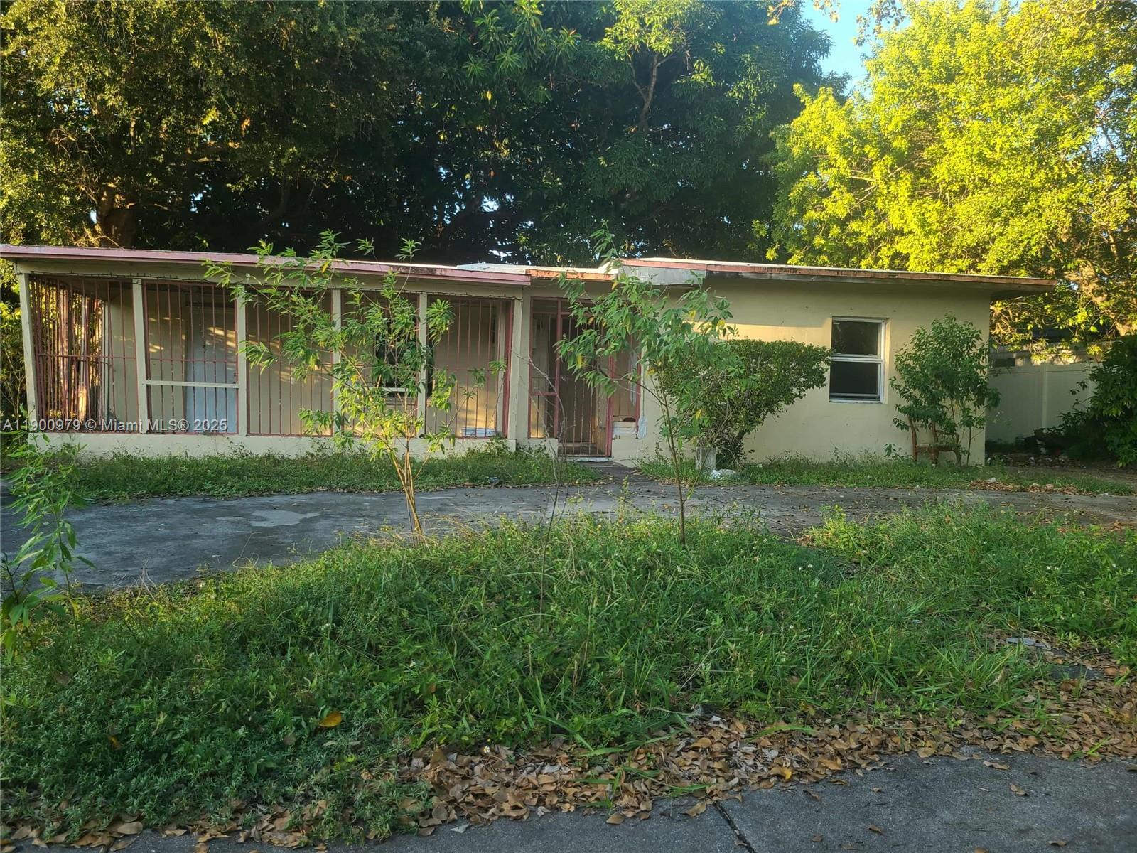 Investor's special. Everything needs to be redone. No financing.