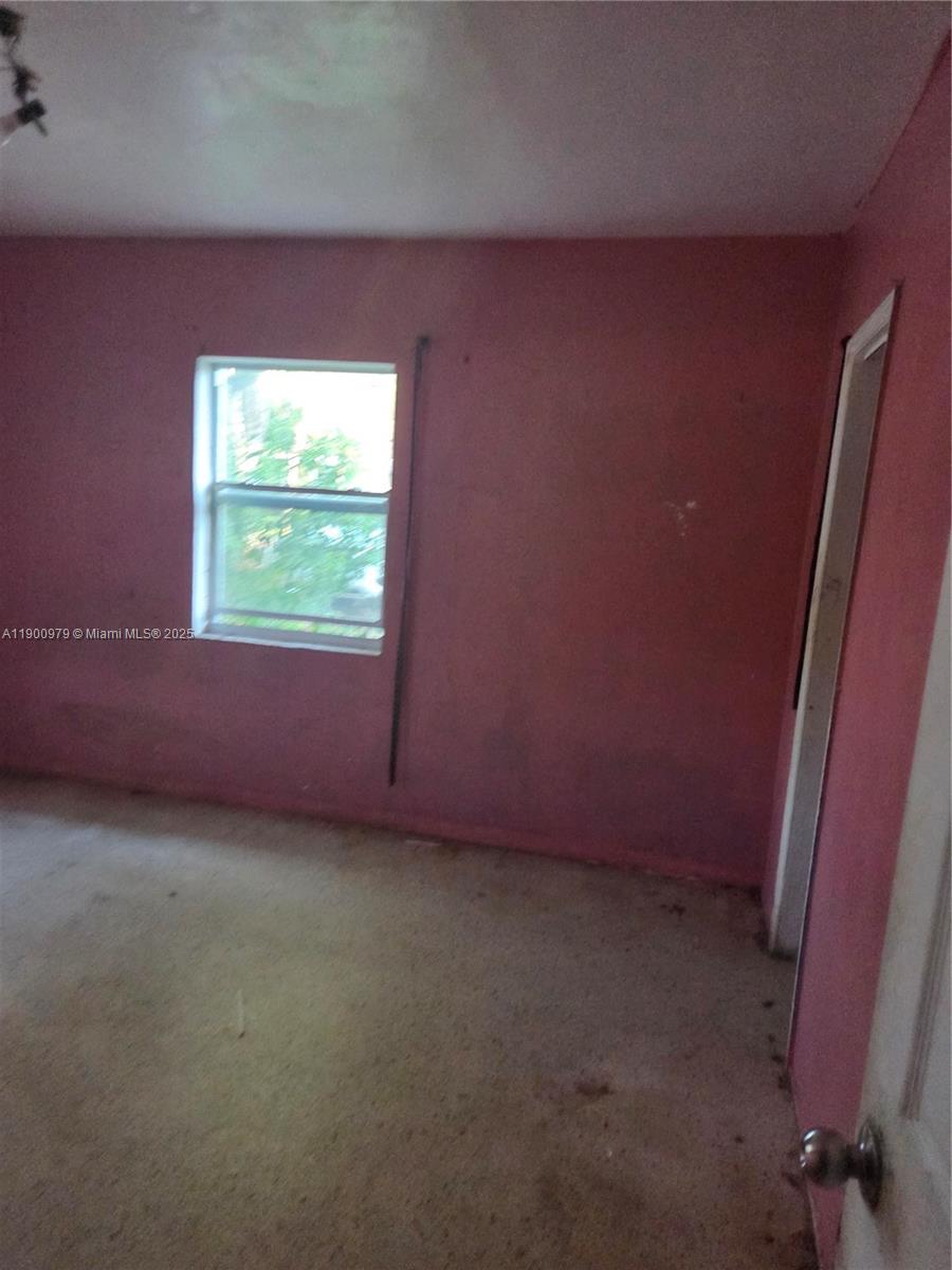 BRIAN MANORS - Residential