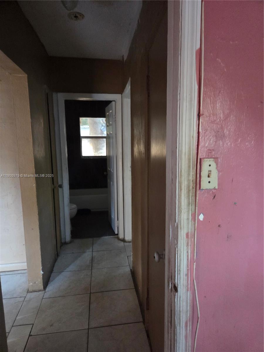 BRIAN MANORS - Residential