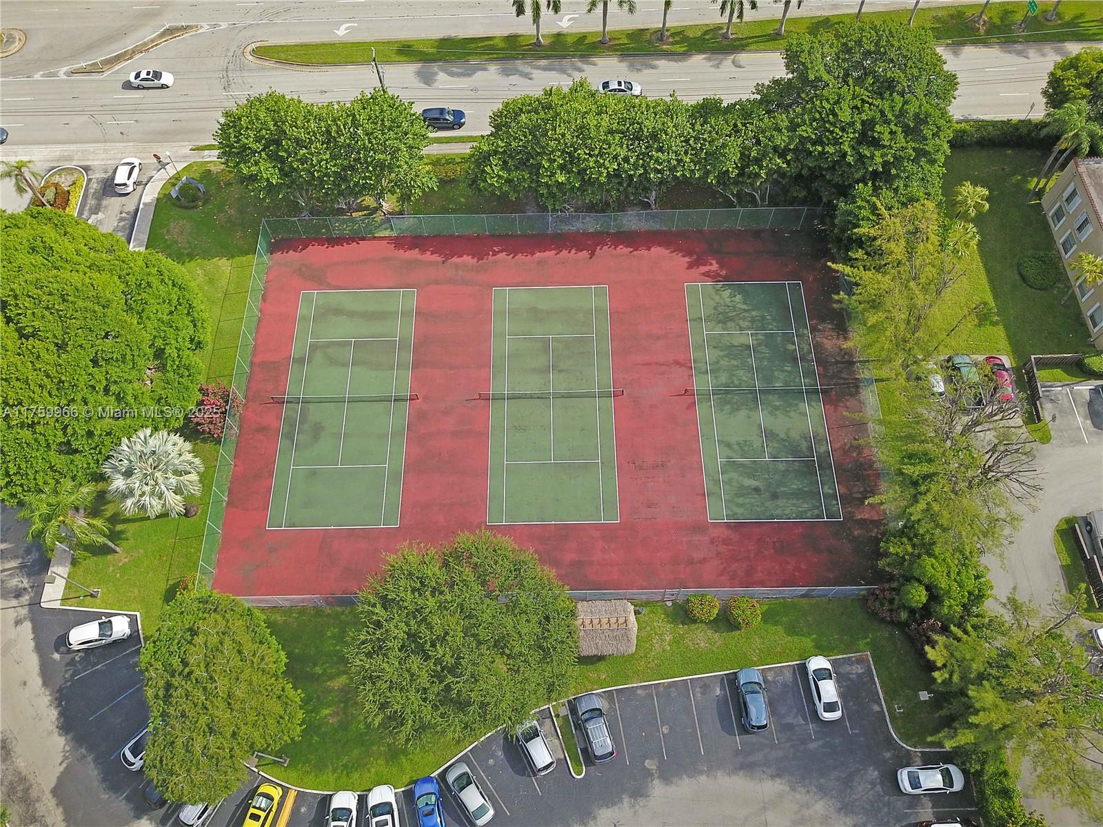 KENDALL GATE CONDO - Residential