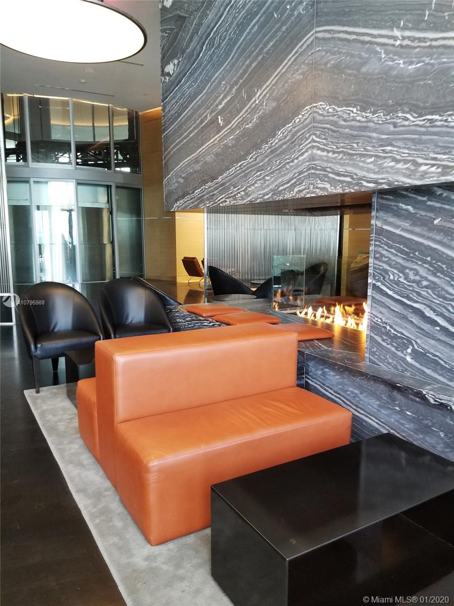 18555 COLLINS AVENUE COND - Residential