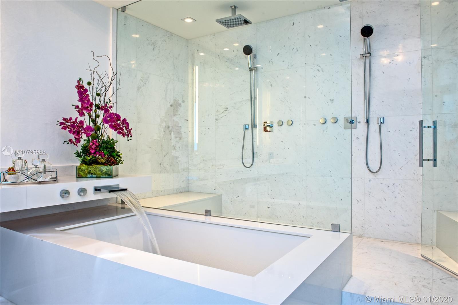 18555 COLLINS AVENUE COND - Residential