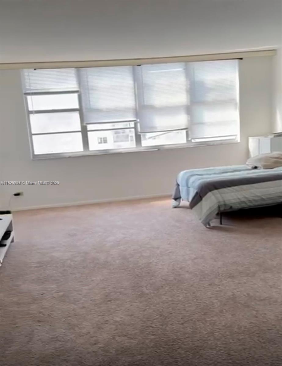 WINSTON TOWERS - Residential