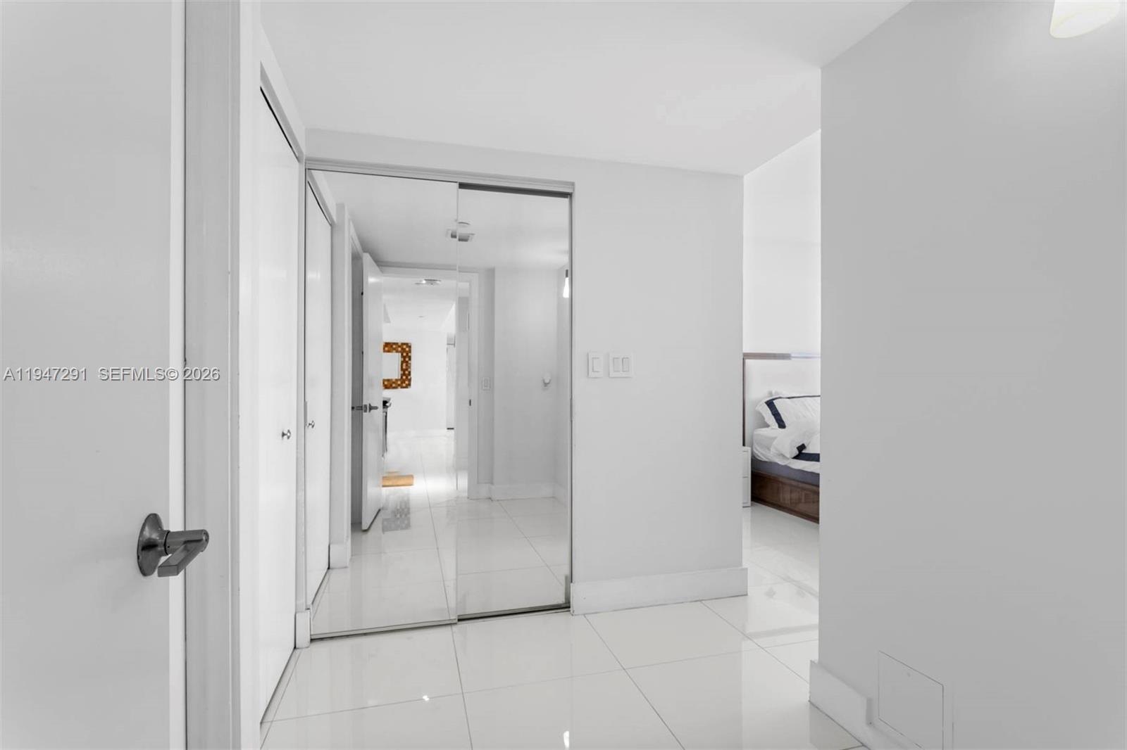 1000 ISL BLVD WILLIAMS IS - Residential