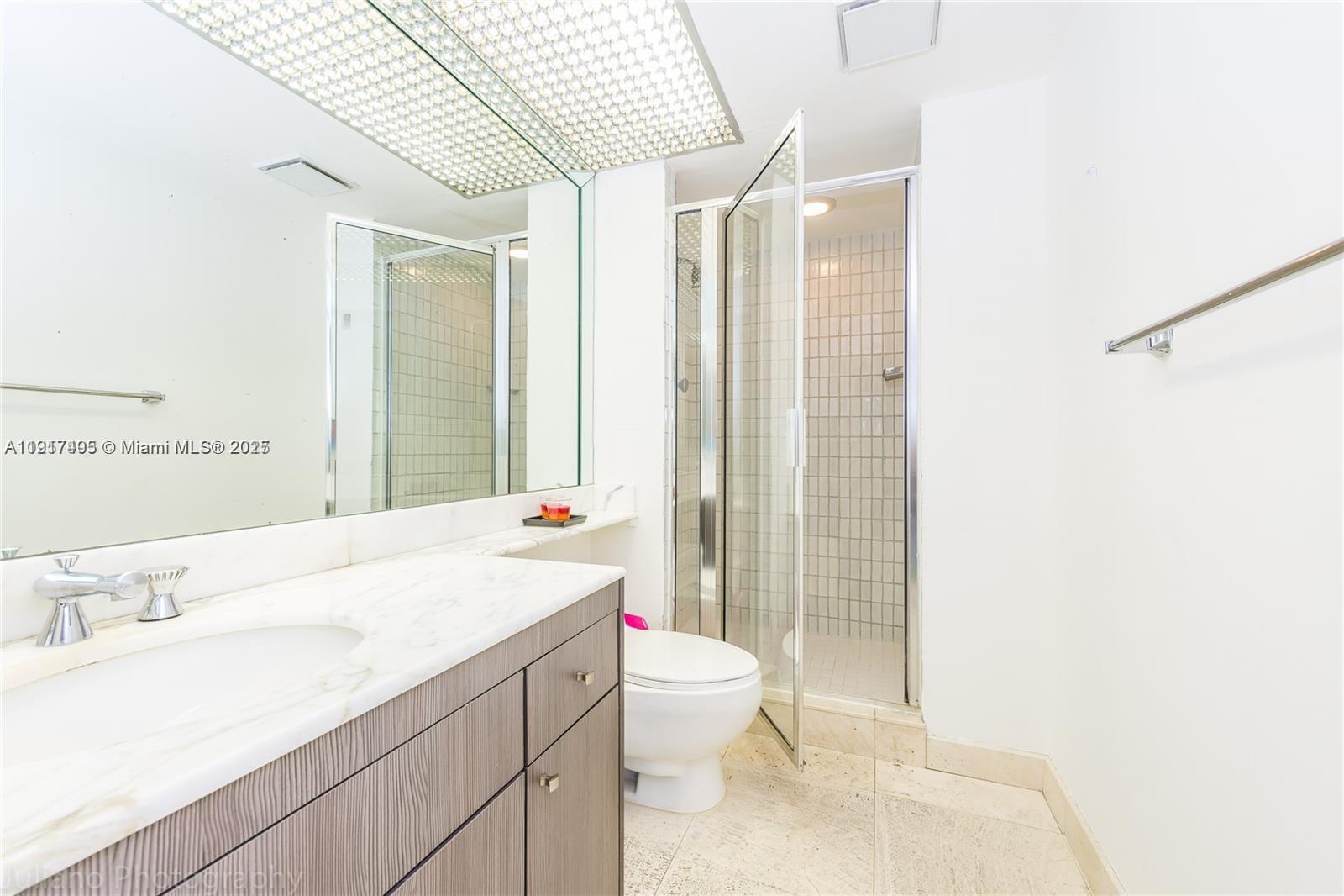 TURNBERRY ISLE SOUTH COND - Residential