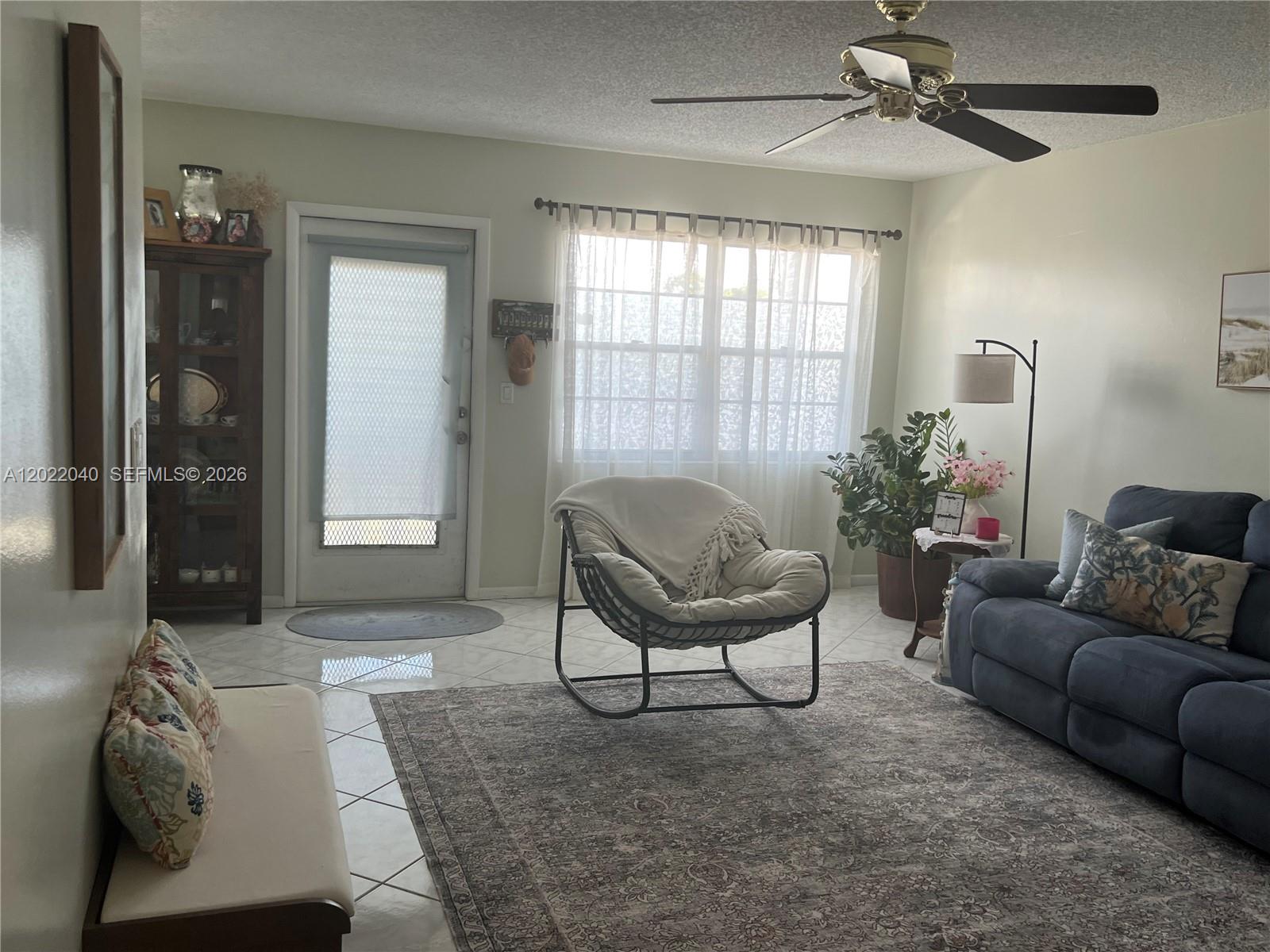 HARWOOD E CONDO - Residential