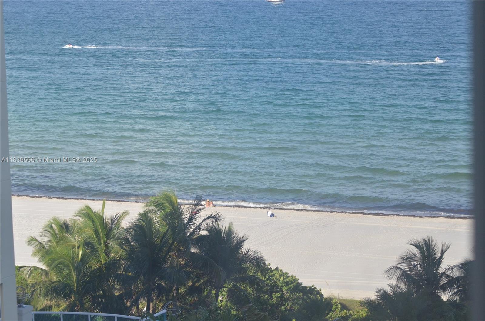 Live the Miami Beach Lifestyle. Enjoy resort-style amenities and direct beach access.
This spacious, fully furnished apartment at Carriage Club North was originally a one-bedroom but has been thoughtfully updated to include a large den, currently used as a second sleeping area—perfect for guests or additional flexibility.
Features include:
• 1 bedroom + den
• 1 full bathroom
• Partial ocean view
• Fully stocked kitchen
• Washer and dryer in unit
• Extra storage/closet space in dining area
Building amenities:
• 24-hour concierge and beach service
• Large pool and jacuzzi
• Gym and library with pool tables
• Picnic and BBQ area
• Recently renovated common areas
Rent includes:
• Basic cable and Wi-Fi
• One assigned covered parking space