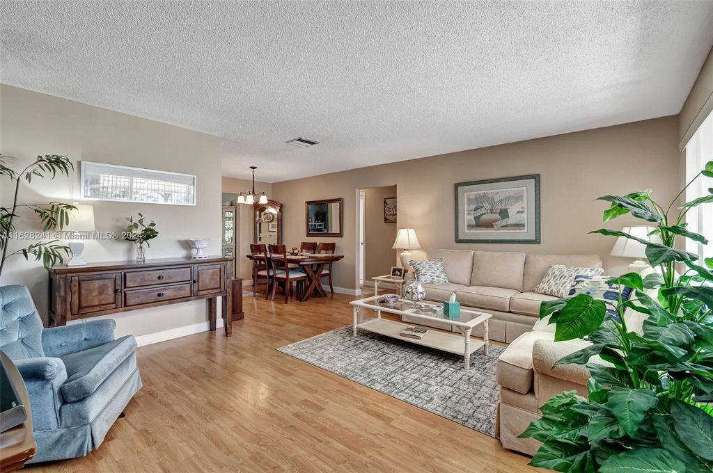 Photo of 1300 SW 24th St, Boynton Beach, FL 33426 (MLS # A11628241)