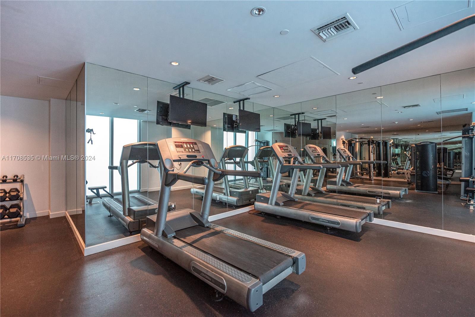 SOLE CONDO - Residential