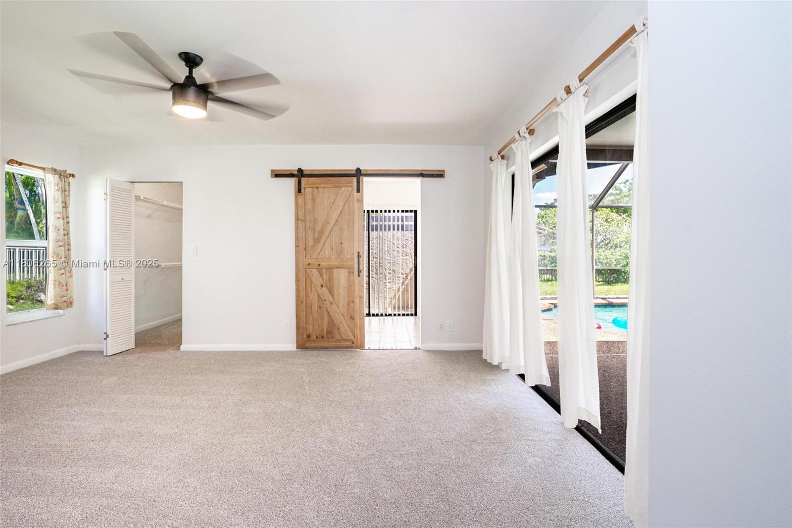 OAK WOOD - Residential