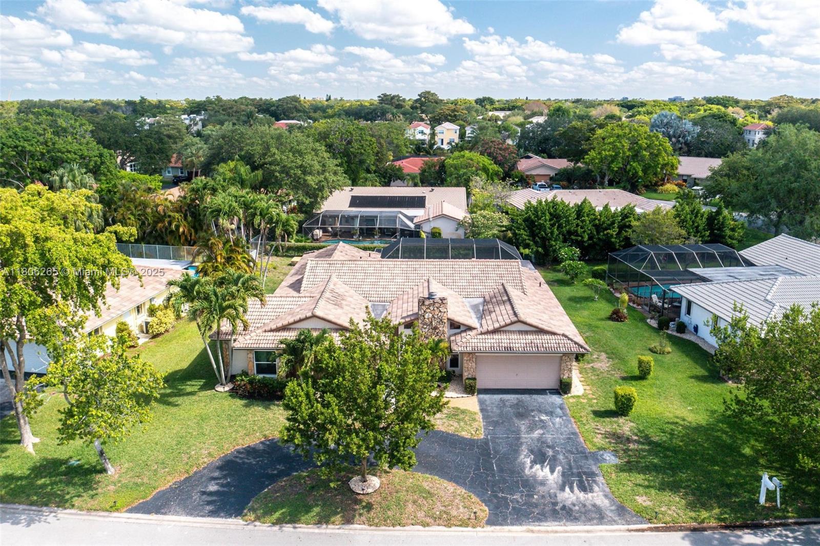 OAK WOOD - Residential