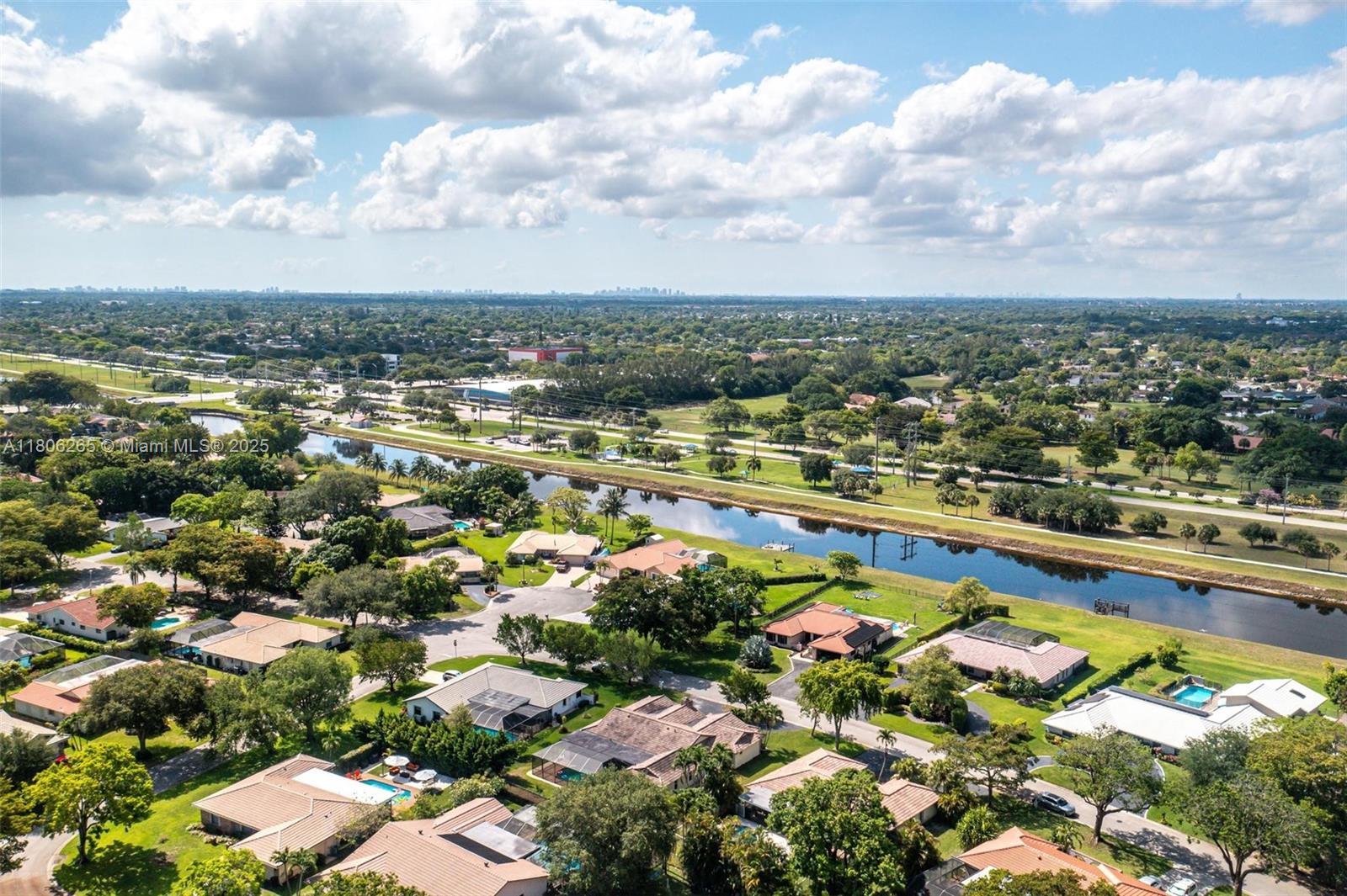 OAK WOOD - Residential